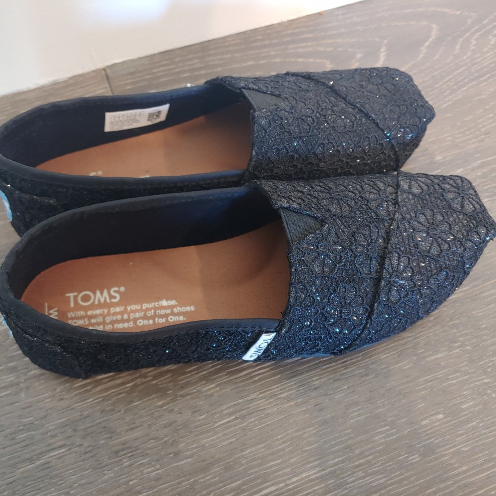 Lacy Black Toms (size 6)